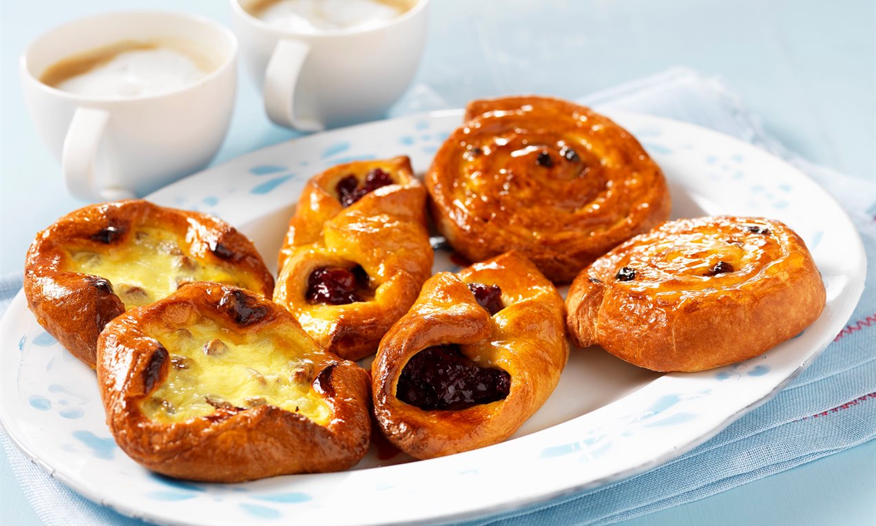 Deense koffiebroodjes Rozijnenkrullen